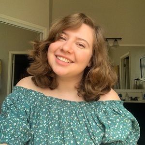 Meet your Posher, Delaney
